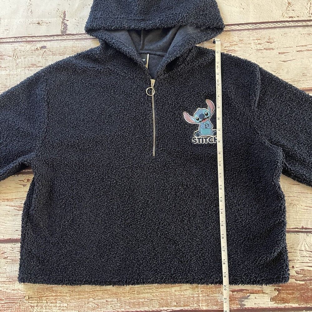 Disney Lilo and Stitch‎ Blue Hoodie Long Sleeve Cropped 1/4 Embroidered Sweater - Picture 4 of 7